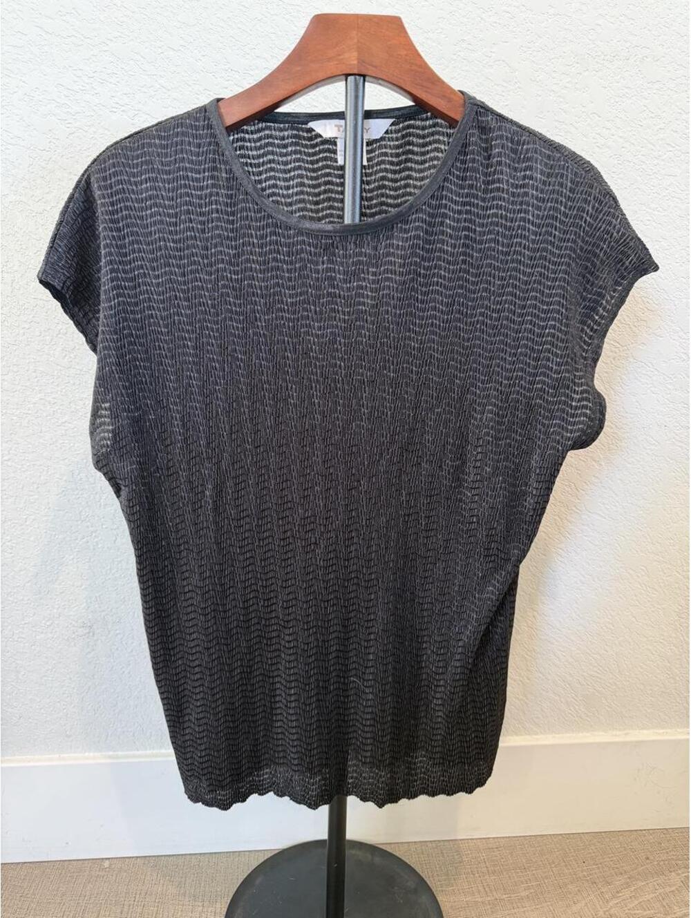 TanJay Black & Gray Wavy Stripe Mesh shirt